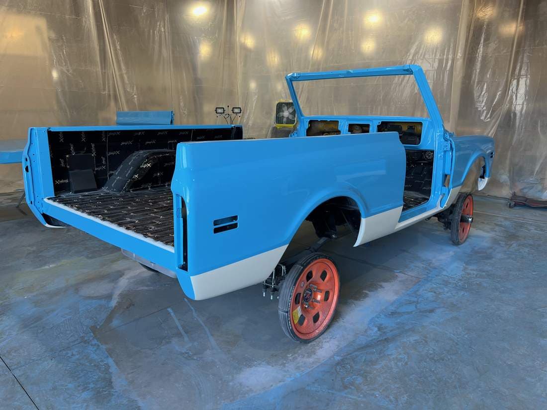 PAINT REVEAL — BLUE & WHITE
