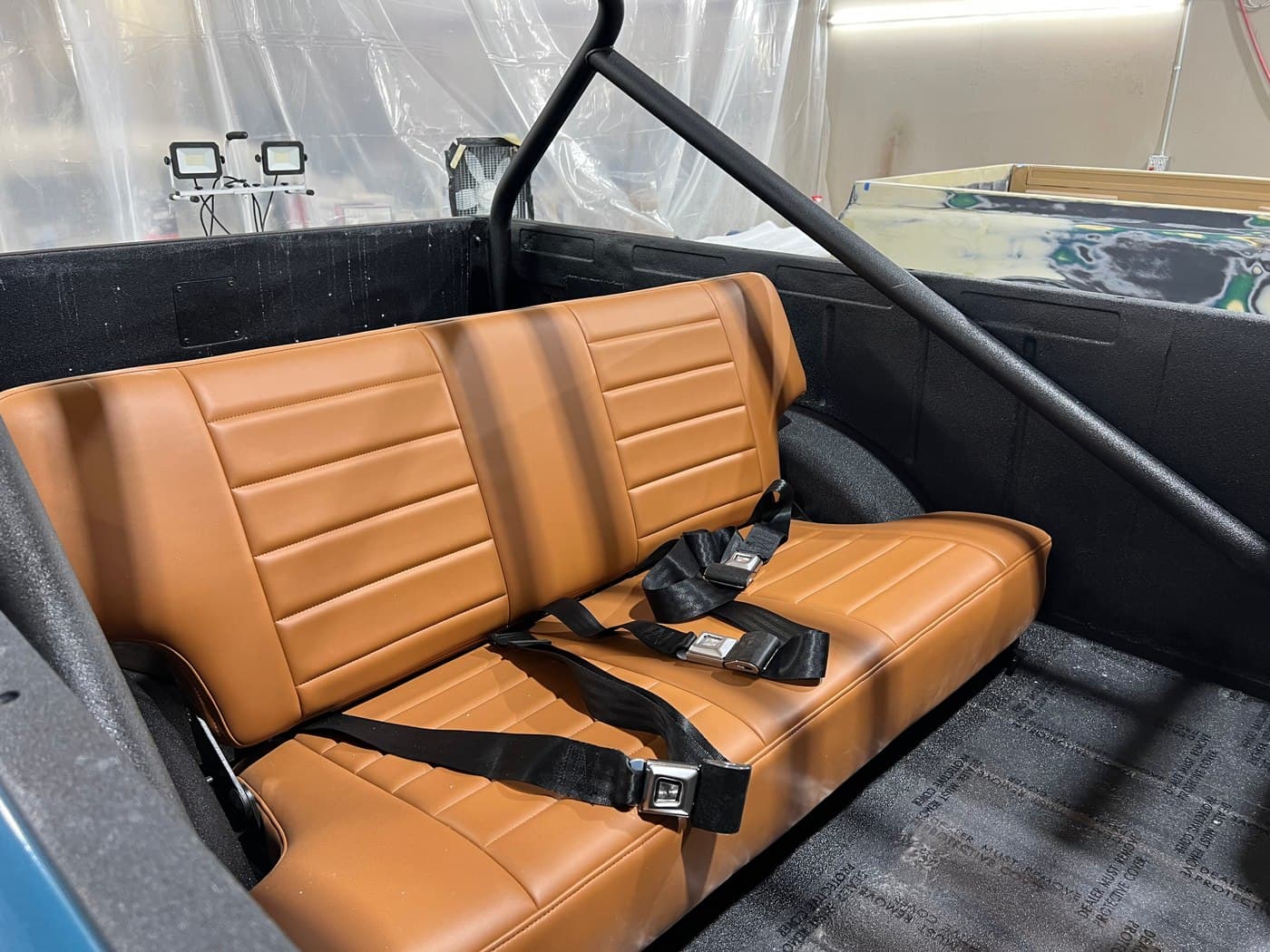 REAR BENCH — BED